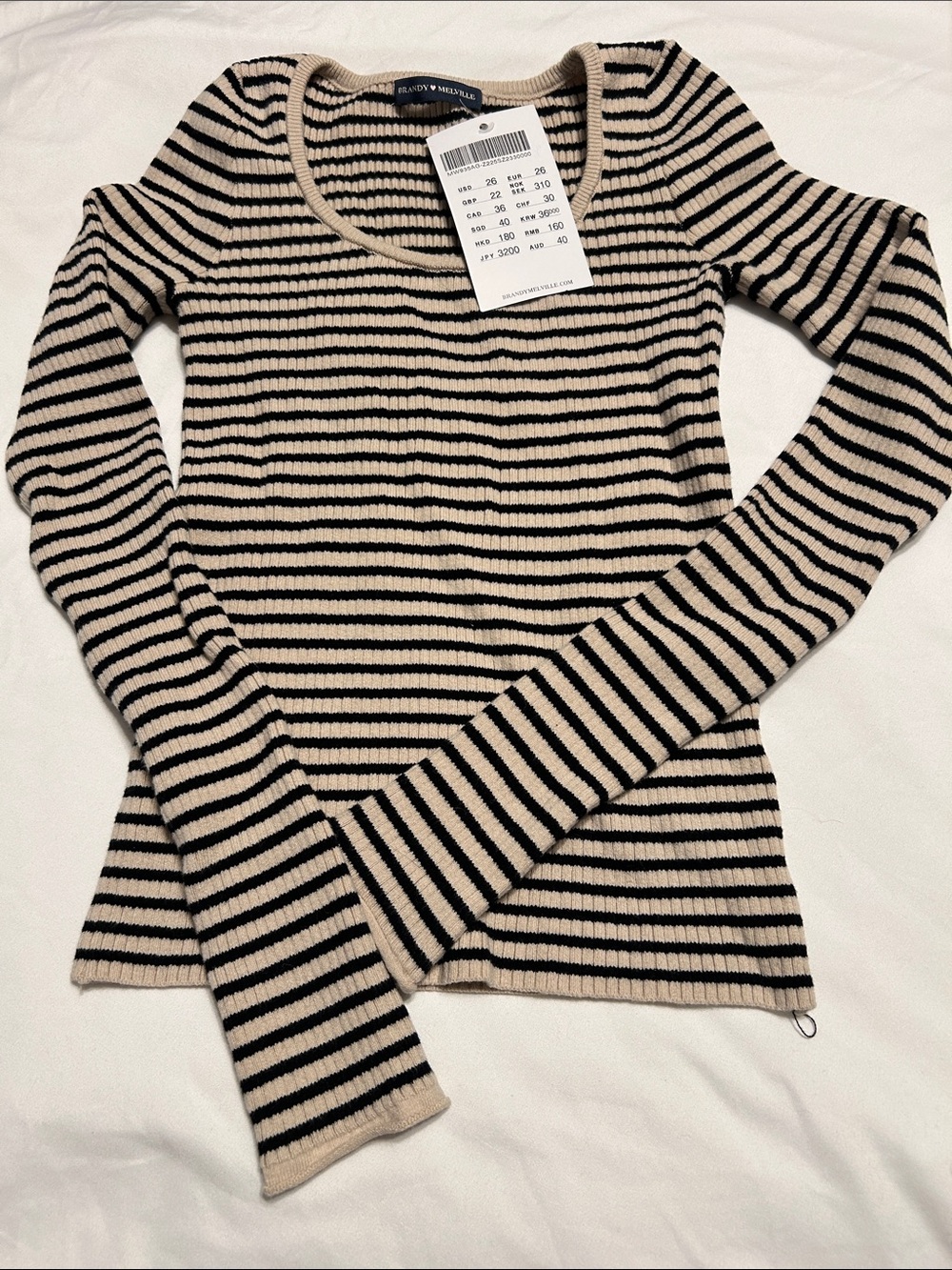 NWT Brandy Melville Ribbed Scoop-Neck Sweater - Cream & Black